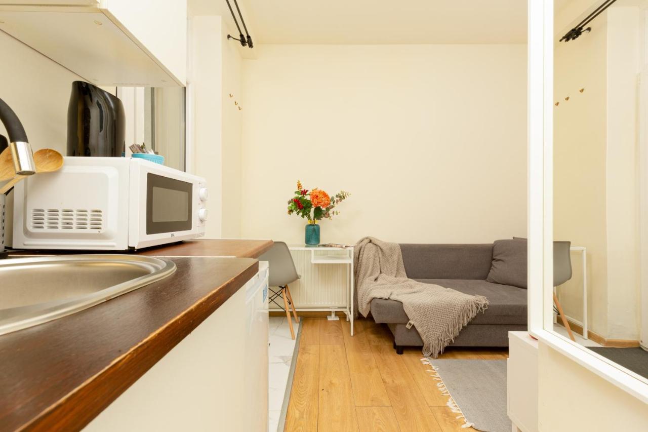 Micro Apartment Miaczynska By Noclegi Renters ワルシャワ エクステリア 写真